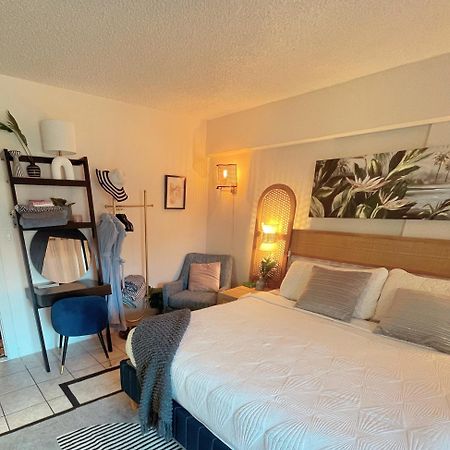 Seashore Waikiki Studio 1 Block From A Beach No Resort Fees Honolulu Exteriör bild