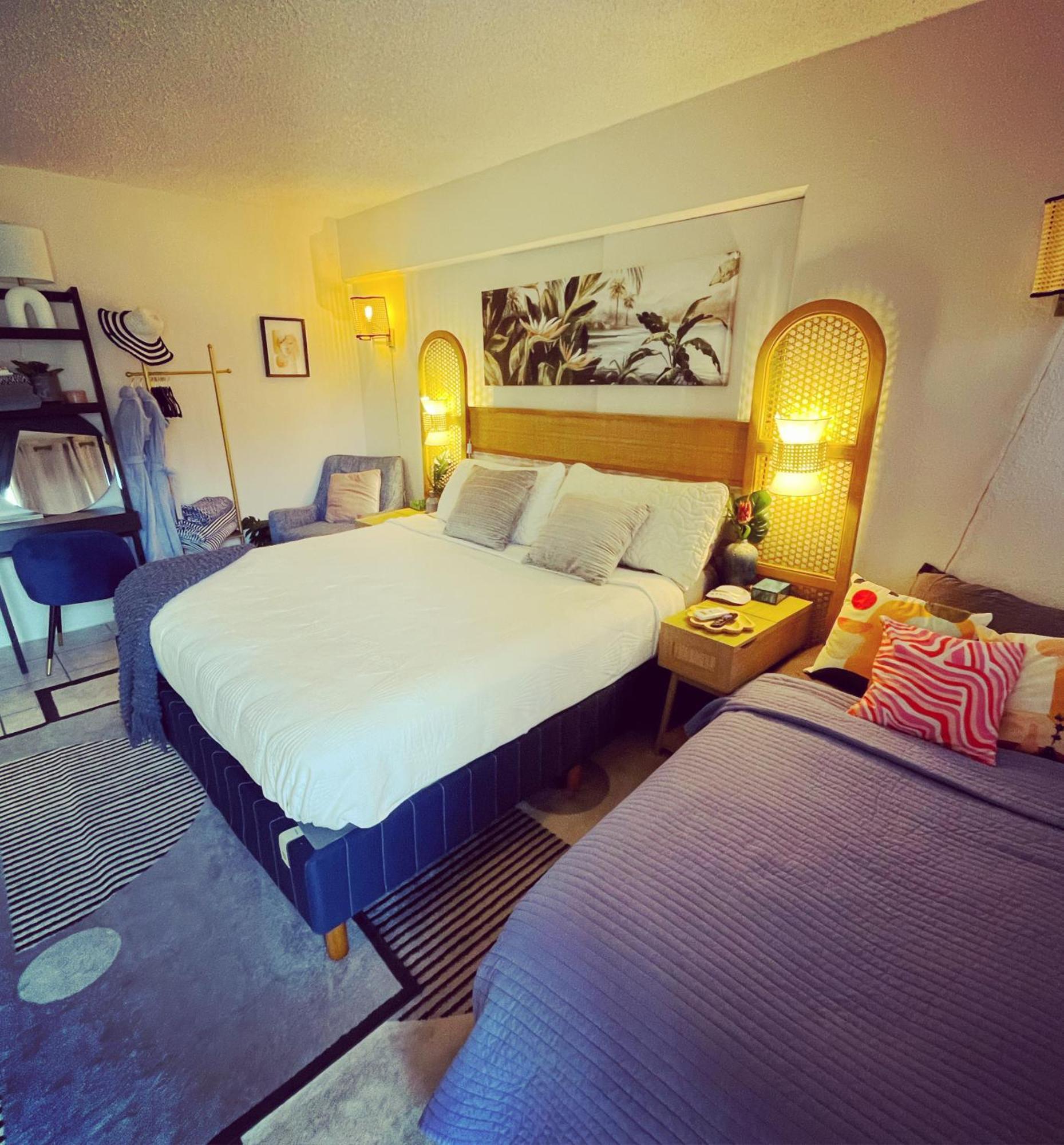 Seashore Waikiki Studio 1 Block From A Beach No Resort Fees Honolulu Exteriör bild