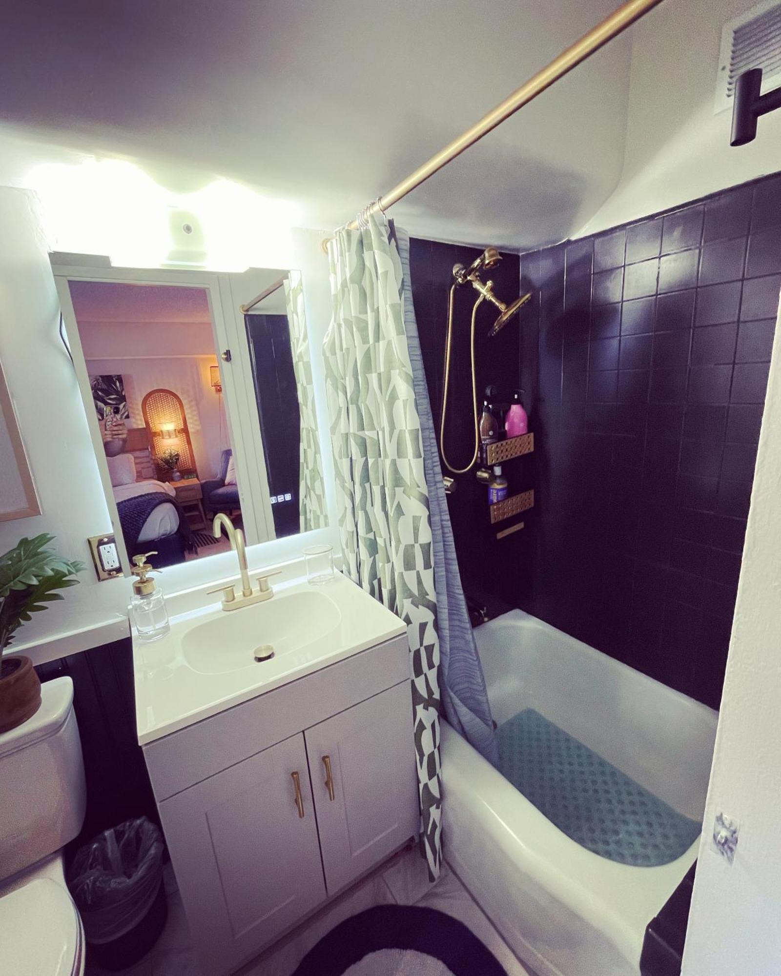 Seashore Waikiki Studio 1 Block From A Beach No Resort Fees Honolulu Exteriör bild